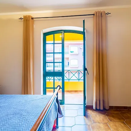 Vakantiehuis House At Peniche - Consolacao Atouguia Da Baleia