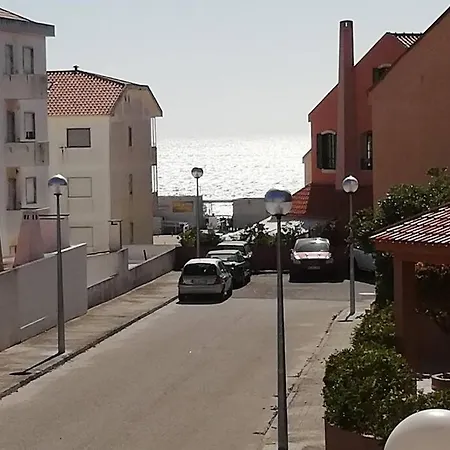 Beach House Peniche - Consolacao Beach