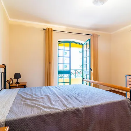 Dom wakacyjny Beach House Peniche - Consolacao Beach *