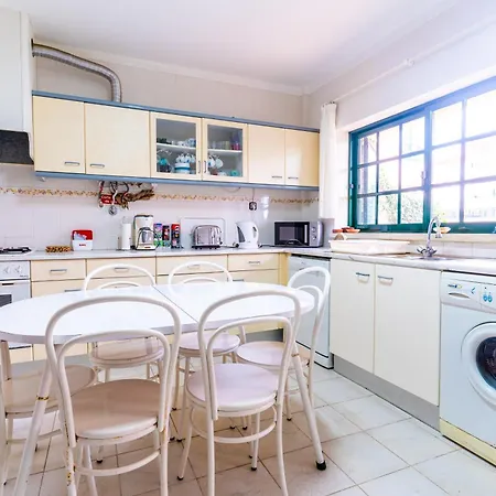 Dom wakacyjny Beach House Peniche - Consolacao Beach